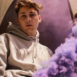 Meet your Posher, Benjamin